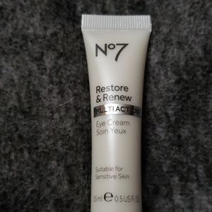N°7 Restore and Renew Eye Cream